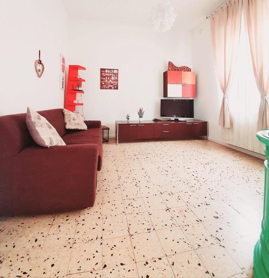 Accogliente Casa Indipendente Con Wi-Fi Gratuito, A Due Passi Dal Centro E Dalle Attrazioni Ravenna Buitenkant foto